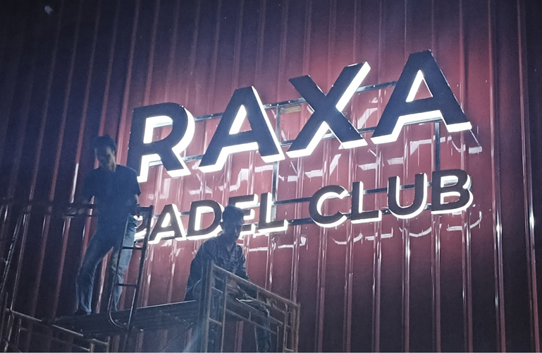 Huruf Timbul LED untuk branding Gedung Olahraga